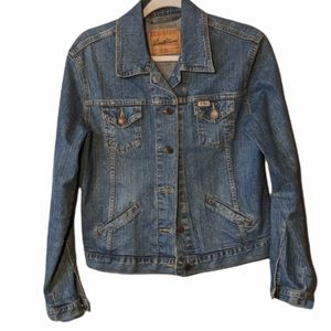 Levi's denim jacket medium